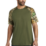 Realtree ® Colorblock Performance Tee